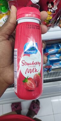 Almarai milk premium strawberry 225ml